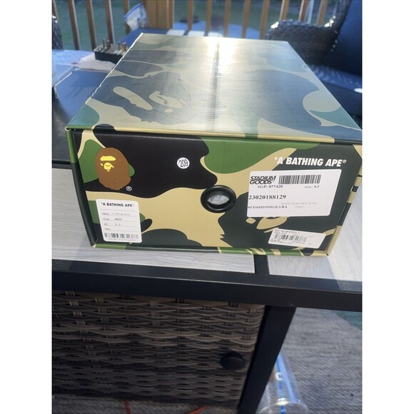 A bathing Ape Size 9.5  1170191013 Green  Sta main image 5